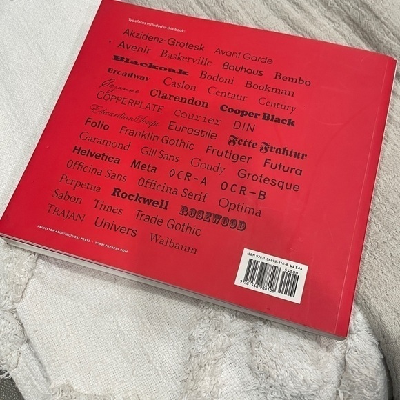 Typeface Classic Typography for Contemporary Design Book - Picture 2 of 2